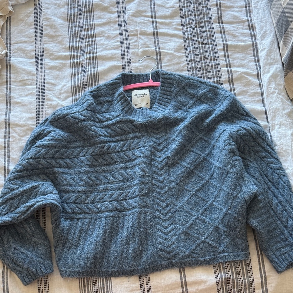 Abercrombie & Fitch Blue Cable Knit Sweater
